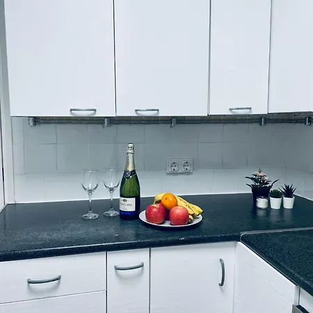 Sardenya 4 Bed & Breakfast Barcelona